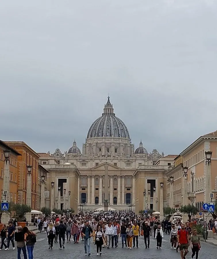 Апартаменты Pantofola Del Papa Luxury At Vatican Рим